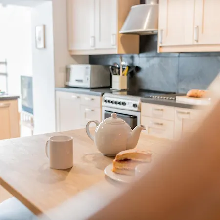 Tastefully Decorated, Family Friendly Property, Kirkby Lonsdale, Parking And Ev Charger * Kirkby Lonsdale