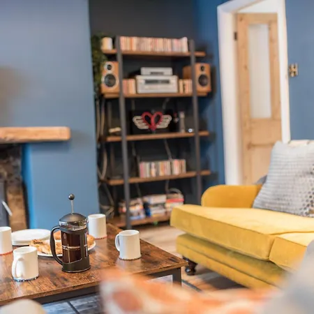 Tastefully Decorated, Family Friendly Property, Kirkby Lonsdale, Parking And Ev Charger * Kirkby Lonsdale