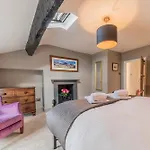 Tastefully Decorated, Family Friendly Property, Kirkby Lonsdale, Parking And Ev Charger * Kirkby Lonsdale