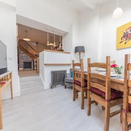 Tastefully Decorated, Family Friendly Property, Kirkby Lonsdale, Parking And Ev Charger * Kirkby Lonsdale