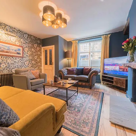 Holiday home Tastefully Decorated, Family Friendly Property, Kirkby Lonsdale, Parking And Ev Charger Kirkby Lonsdale