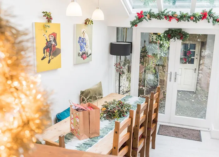 Tastefully Decorated, Family Friendly Property, Kirkby Lonsdale, Parking And Ev Charger Holiday home