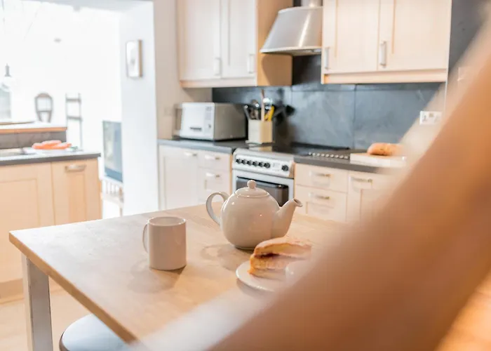 Tastefully Decorated, Family Friendly Property, Kirkby Lonsdale, Parking And Ev Charger * Kirkby Lonsdale