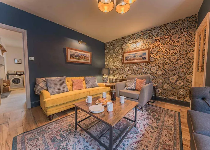 Tastefully Decorated, Family Friendly Property, Kirkby Lonsdale, Parking And Ev Charger Holiday home