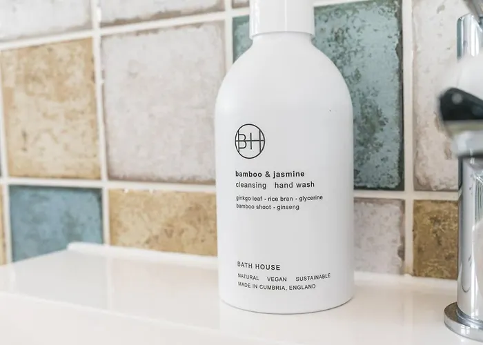 Tastefully Decorated, Family Friendly Property, Kirkby Lonsdale, Parking And Ev Charger Holiday home