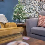 Tastefully Decorated, Family Friendly Property, Kirkby Lonsdale, Parking And Ev Charger Nyaraló